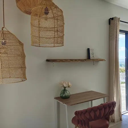 La Canopee Bed & Breakfast