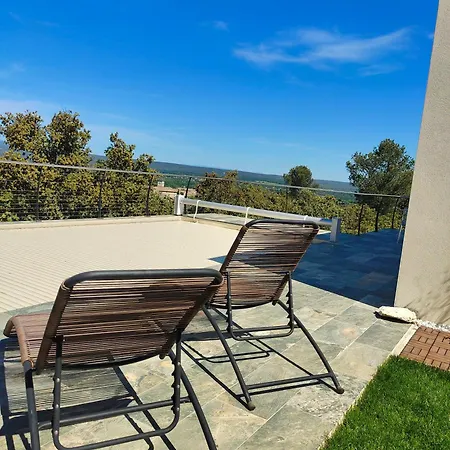 Bed & Breakfast La Canopee Saint-Siffret